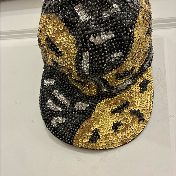 Source Unknown Glittering Black and Gold Sequin Hat - Picture 2 of 4